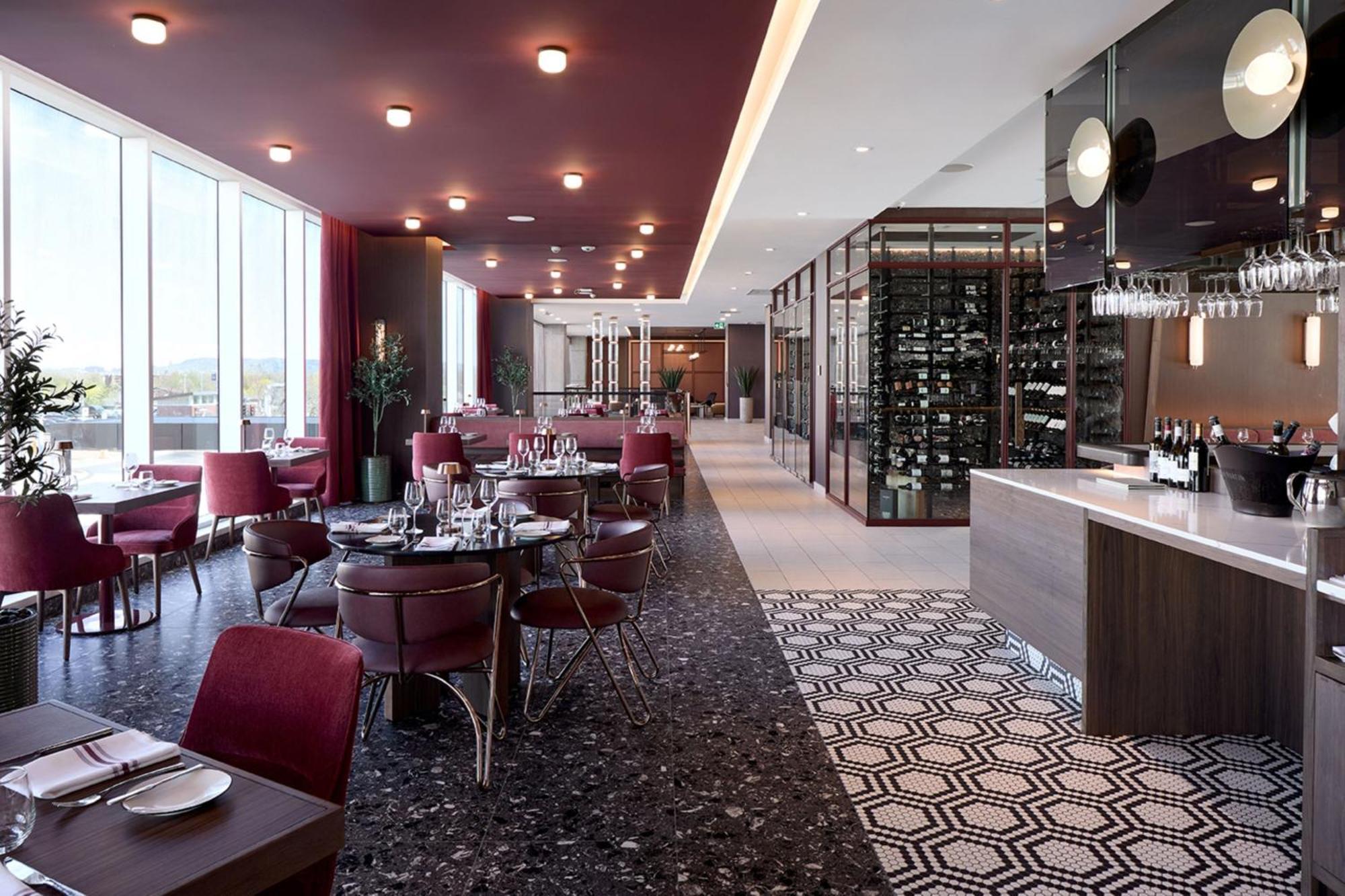Courtyard By Marriott Montreal Laval Hotel Exterior foto